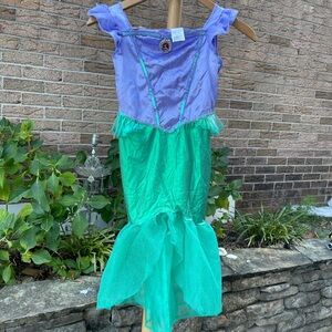 Girls Disney Princess ARIEL Classic
Halloween Costume Size S 6-8